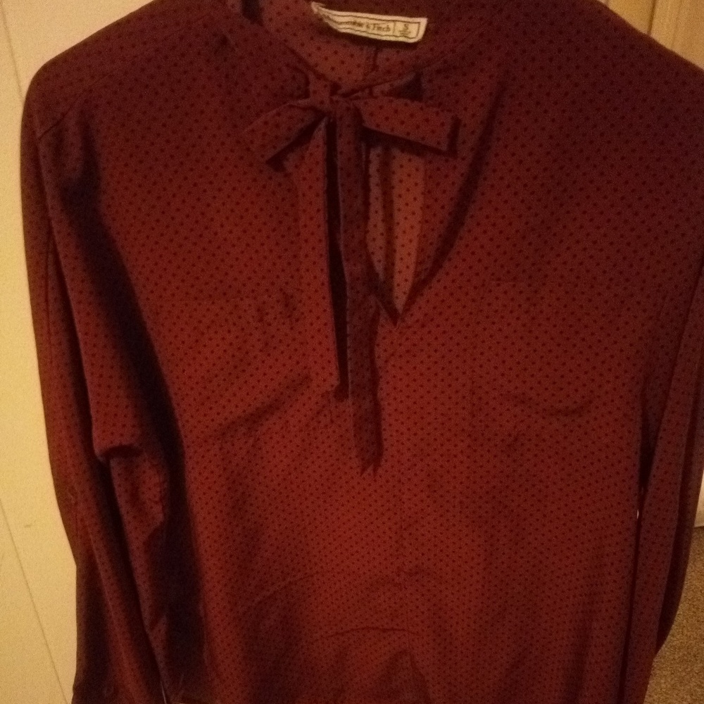 Adorable Abercrombie blouse